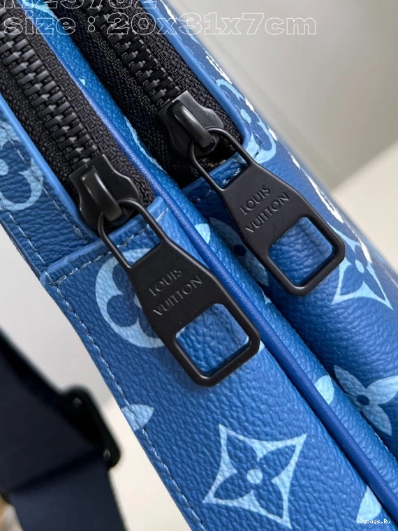 Avenue NM Slingbag LOUIS VUITTON 0901
